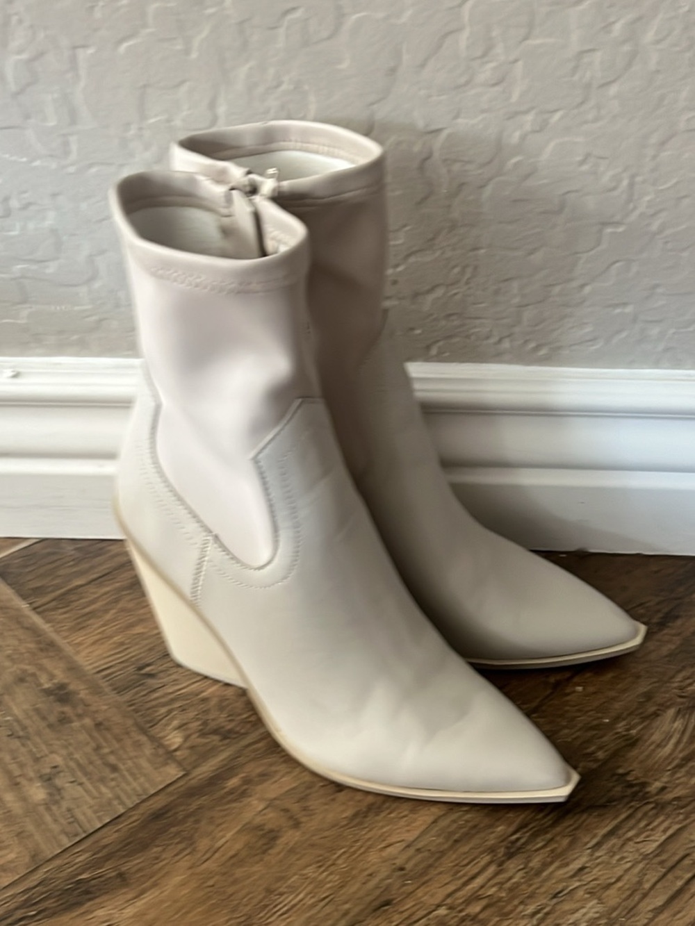 Steve Madden Women's Cream Pointed-Toe Mid-Calf Boots